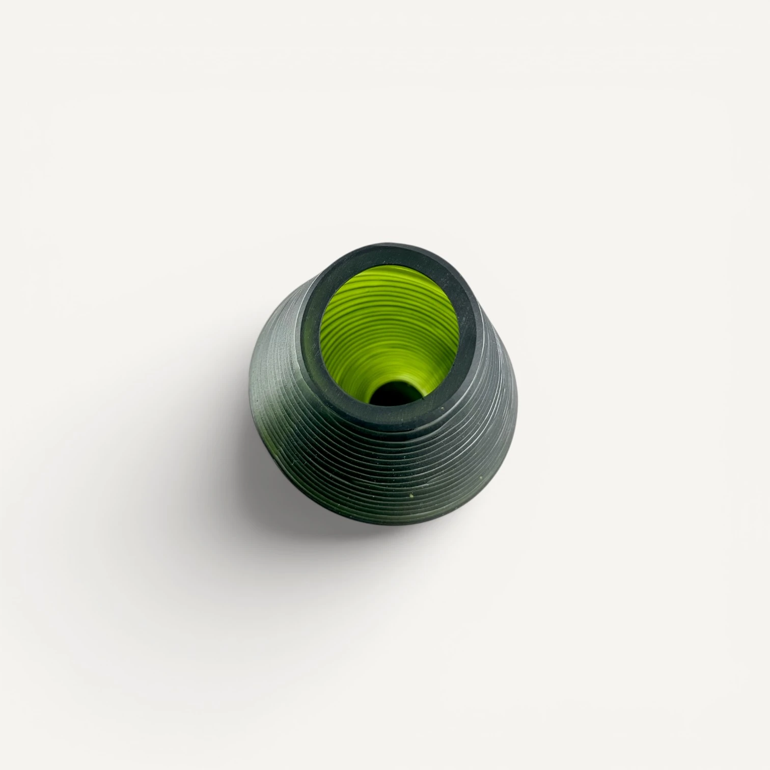 Jarrón Alargado de Vidrio soplado Verde oscuro — Grande
