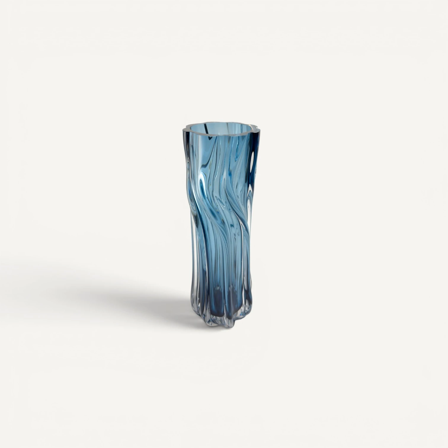 Jarrón Alargado de Cristal Azul
