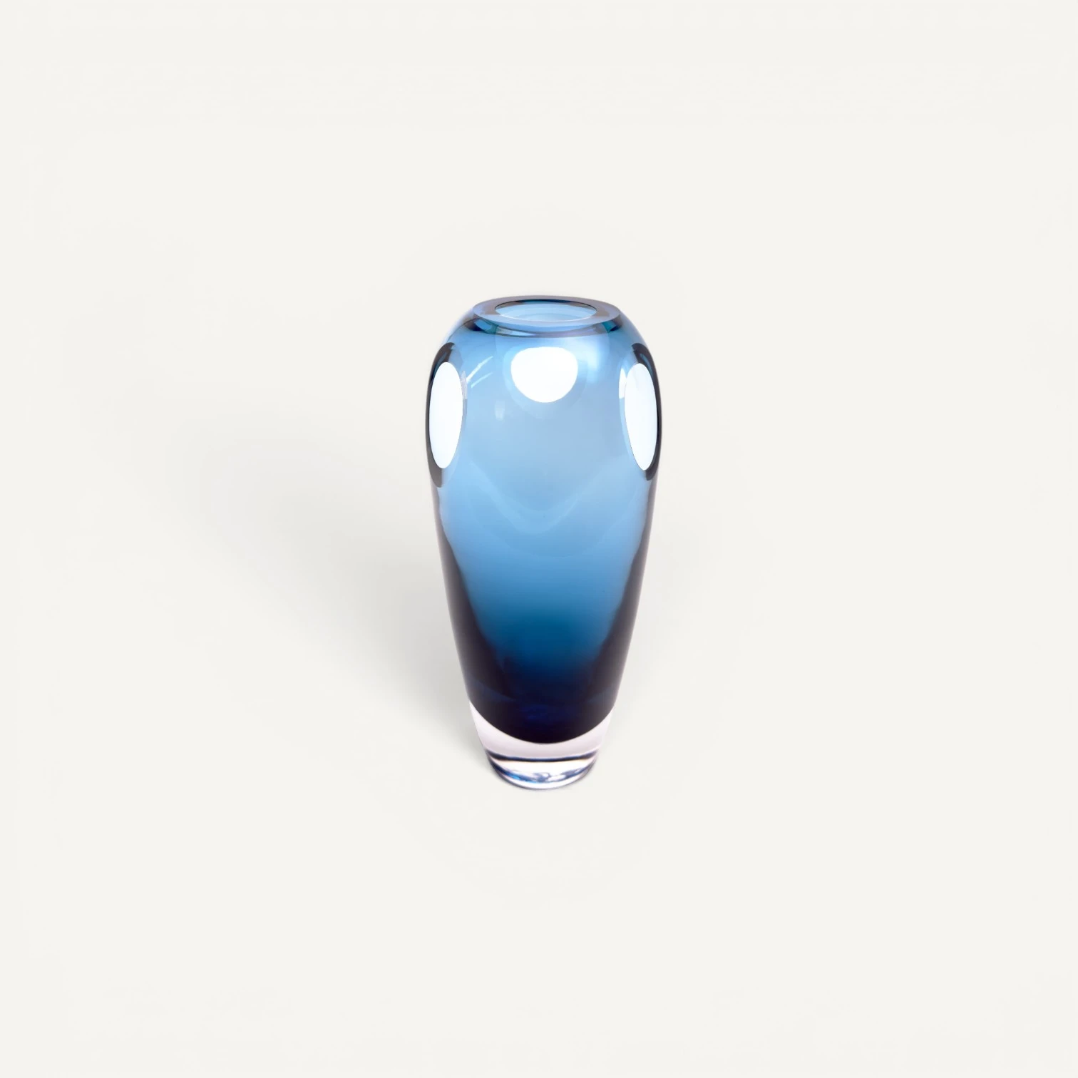 Jarrón Alargado de Cristal Azul
