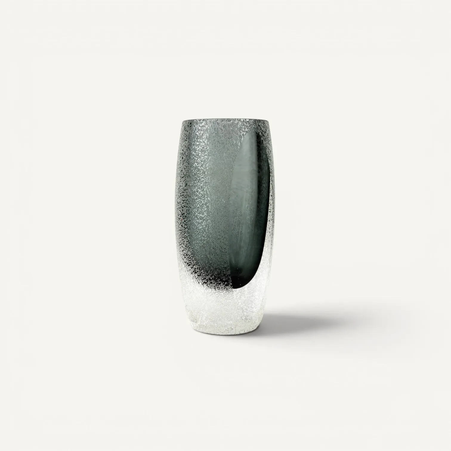 Jarrón Ovalado de Vidrio soplado Gris humo — Grande
